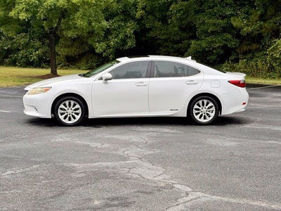 2013 Lexus ES 300h Hybrid