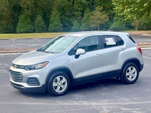 Used 2022 Chevrolet Trax LS with VIN KL7CJKSM4NB545360 for sale in Greenville, NC