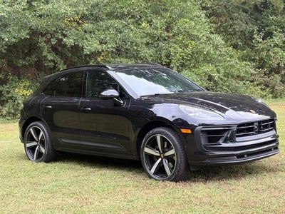 2022 Porsche Macan S