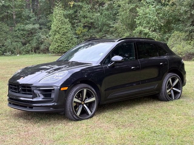 2022 Porsche Macan S