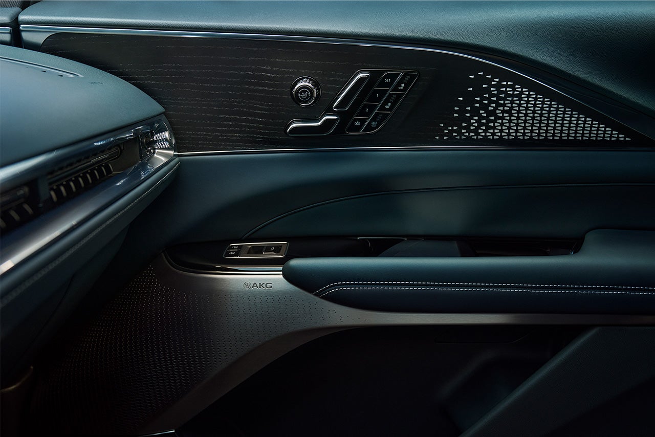 Brown & Wood Cadillac in Greenville NC