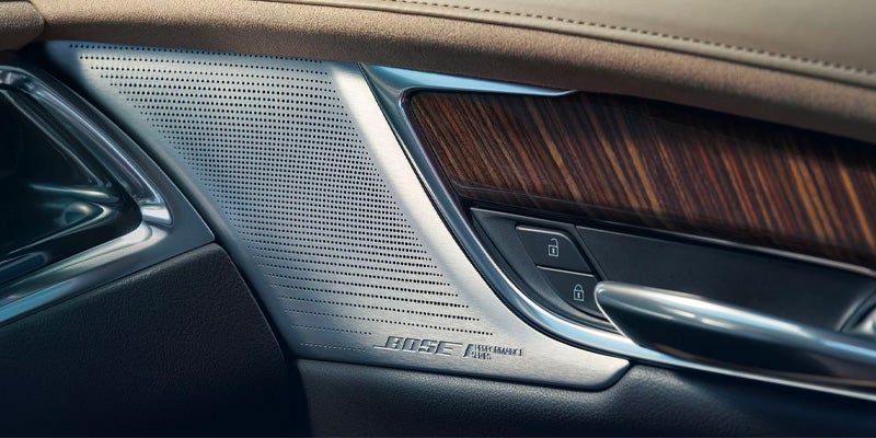 2025 Cadillac XT6 Sound System Greenville, NC